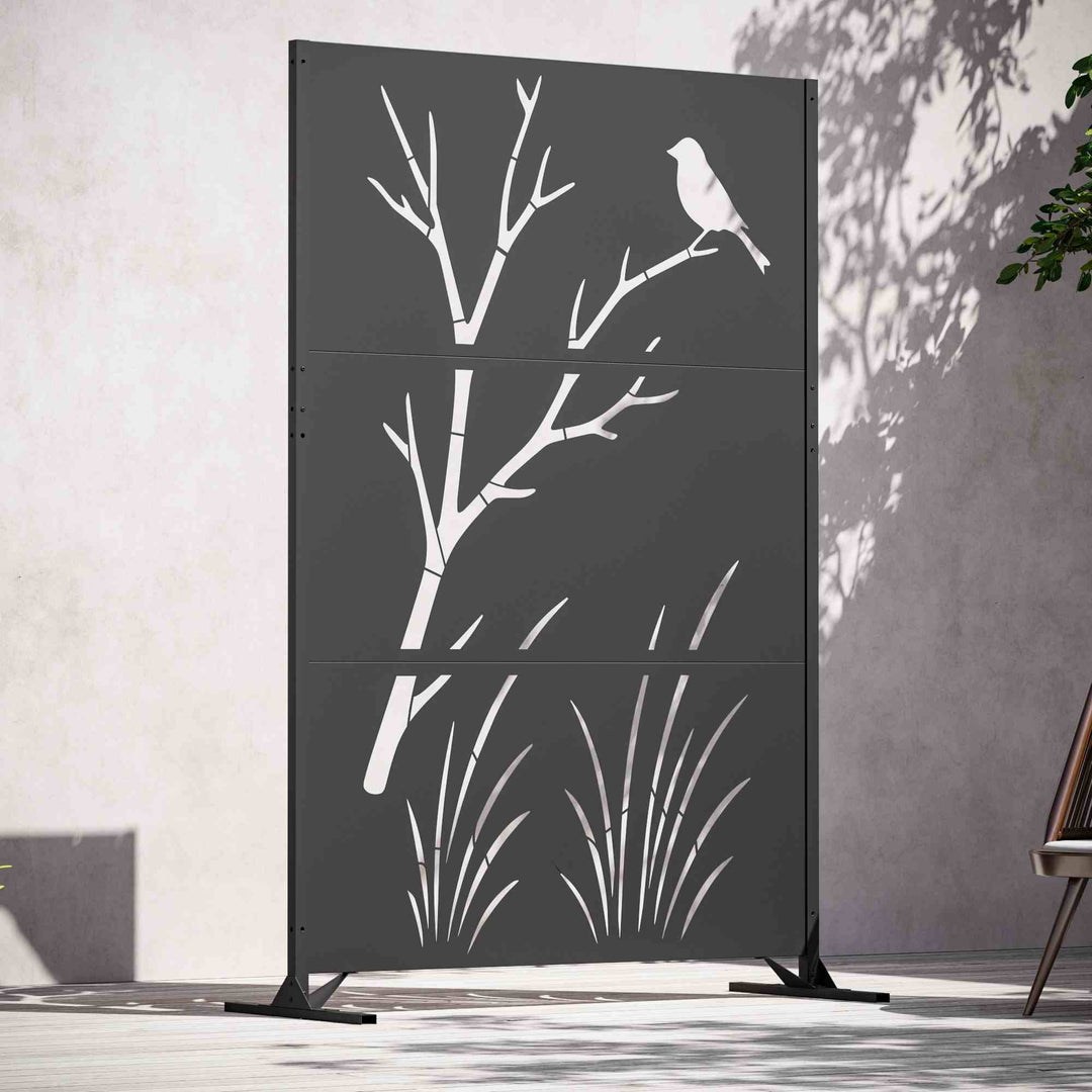 4'x6' Metal Outdoor Privacy Screen with Decorative Pattern